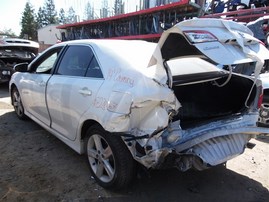 2014 Toyota Camry SE White 2.5L AT #Z22867